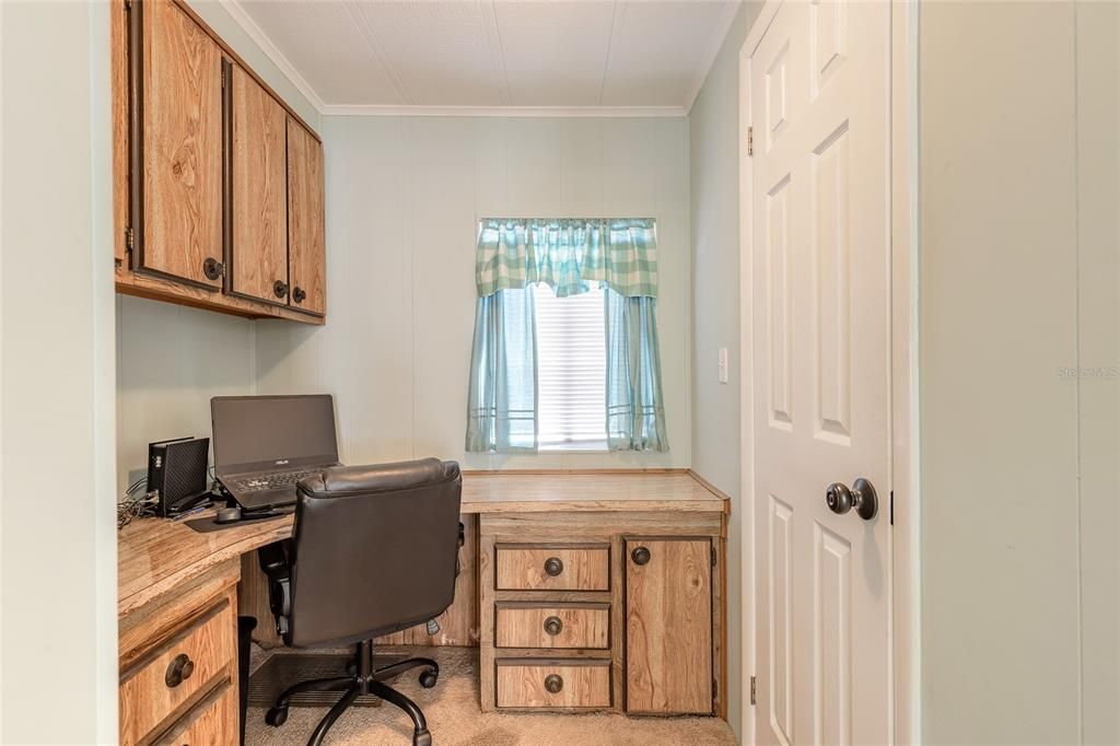 Active With Contract: $179,900 (2 beds, 2 baths, 1248 Square Feet)