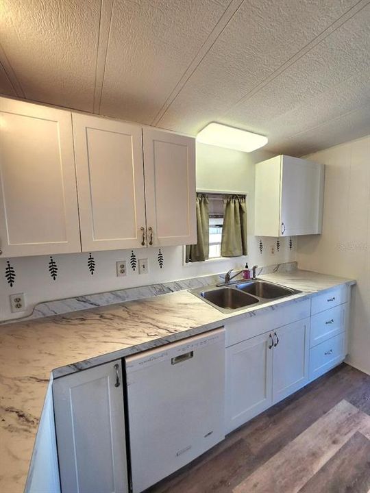 En Venta: $164,000 (3 camas, 2 baños, 1212 Pies cuadrados)