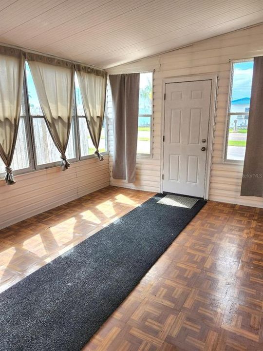 En Venta: $164,000 (3 camas, 2 baños, 1212 Pies cuadrados)