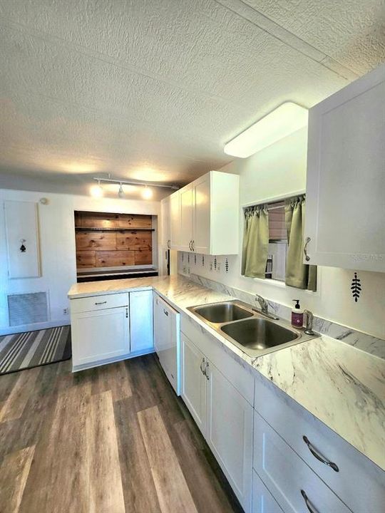 En Venta: $164,000 (3 camas, 2 baños, 1212 Pies cuadrados)