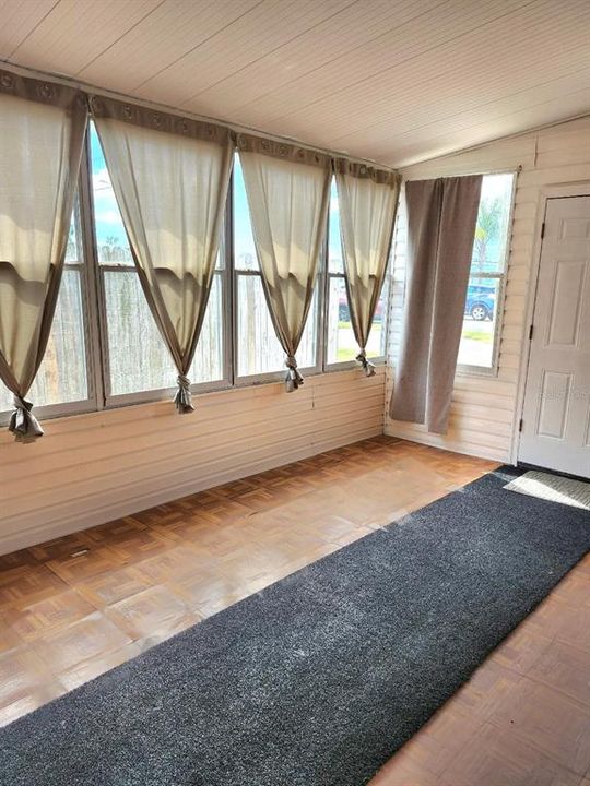 En Venta: $164,000 (3 camas, 2 baños, 1212 Pies cuadrados)