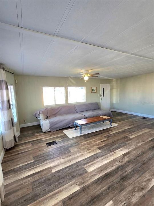 En Venta: $164,000 (3 camas, 2 baños, 1212 Pies cuadrados)