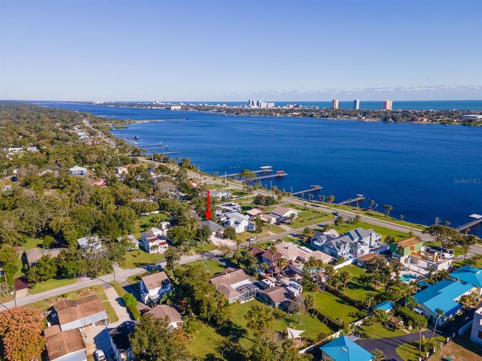 待售: $385,000 (3 贝兹, 2 浴室, 1458 平方英尺)