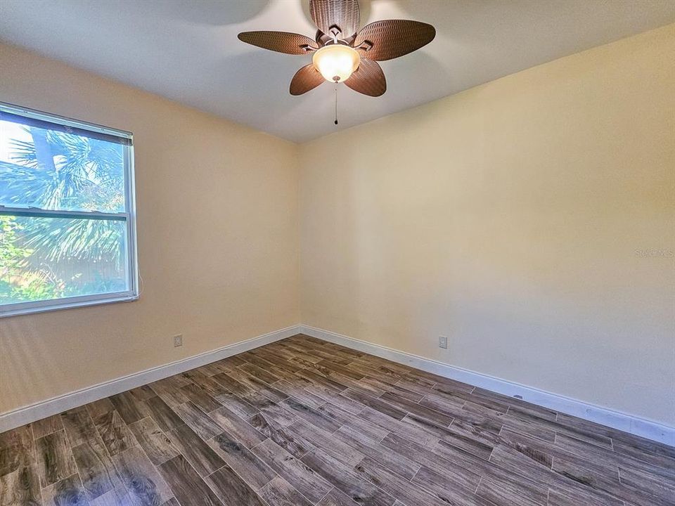 待售: $385,000 (3 贝兹, 2 浴室, 1458 平方英尺)