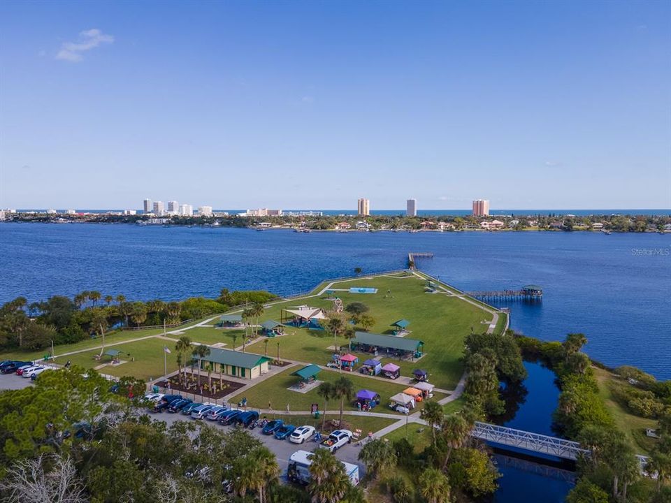 待售: $385,000 (3 贝兹, 2 浴室, 1458 平方英尺)