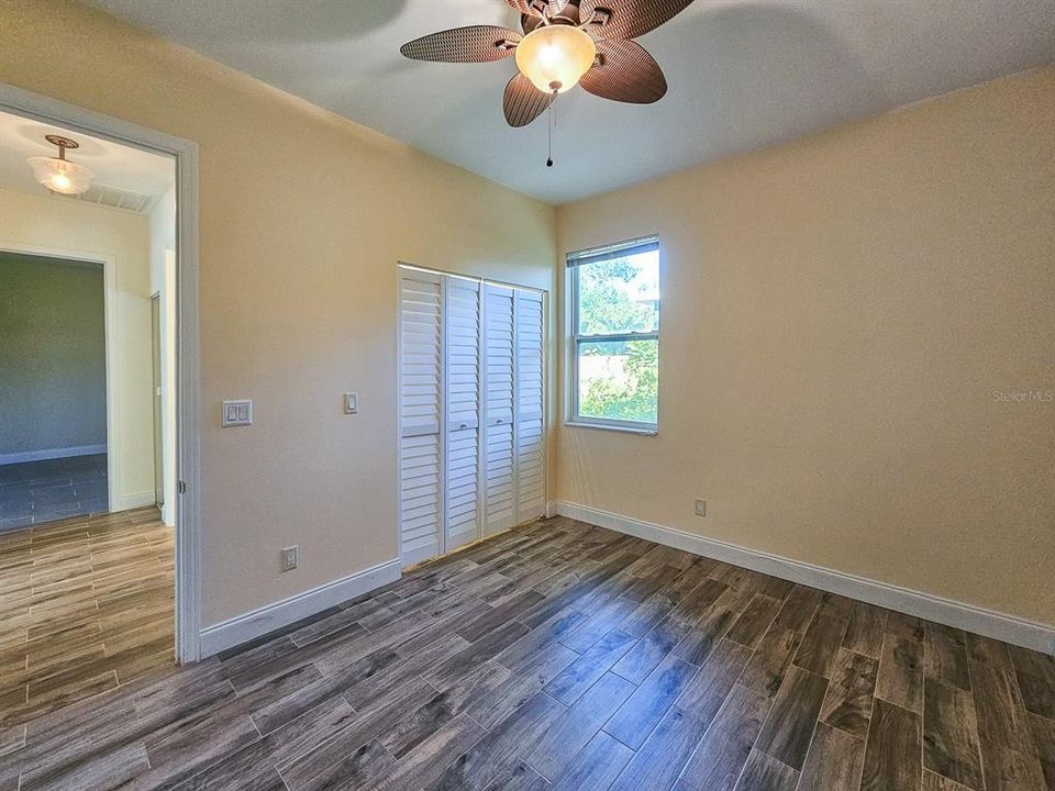 待售: $385,000 (3 贝兹, 2 浴室, 1458 平方英尺)