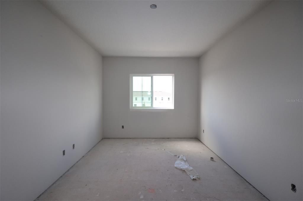 Activo con contrato: $419,990 (3 camas, 2 baños, 1669 Pies cuadrados)