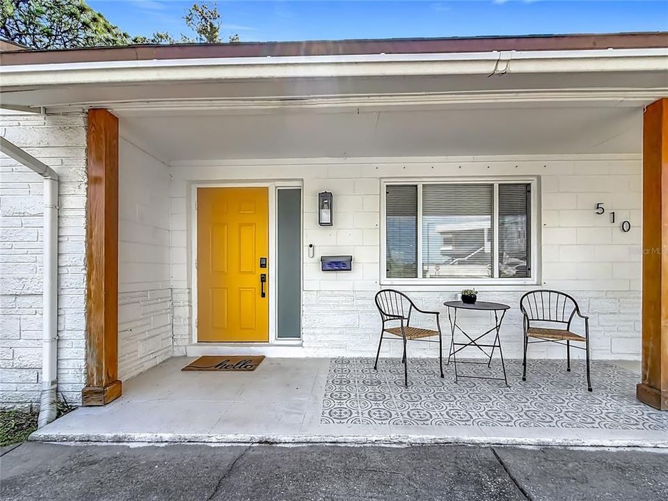 For Sale: $369,000 (3 beds, 2 baths, 1188 Square Feet)