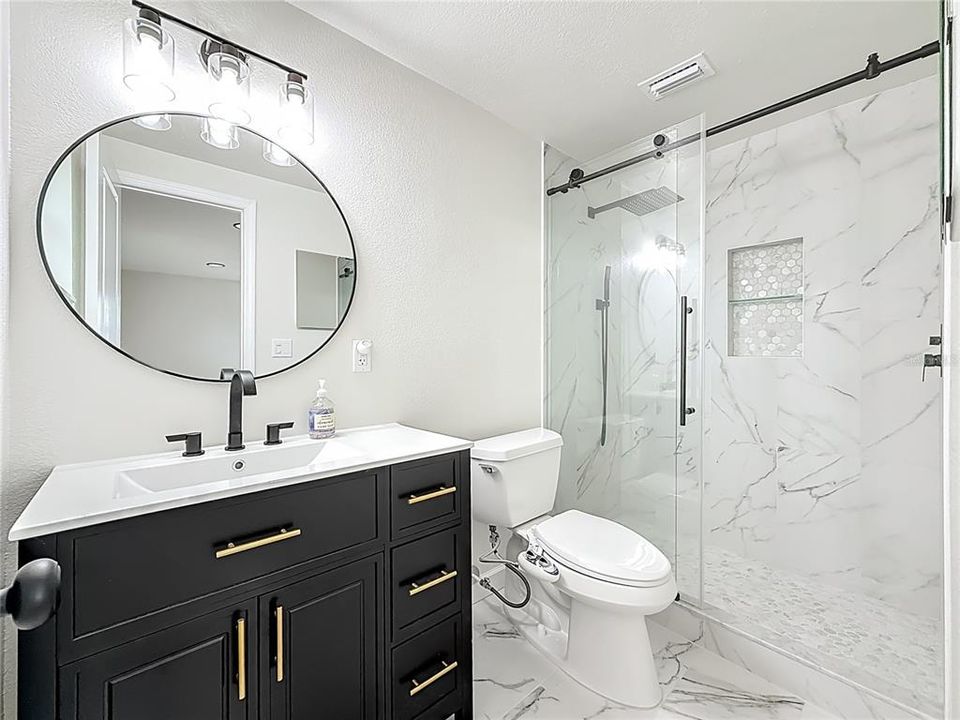 For Sale: $369,000 (3 beds, 2 baths, 1188 Square Feet)