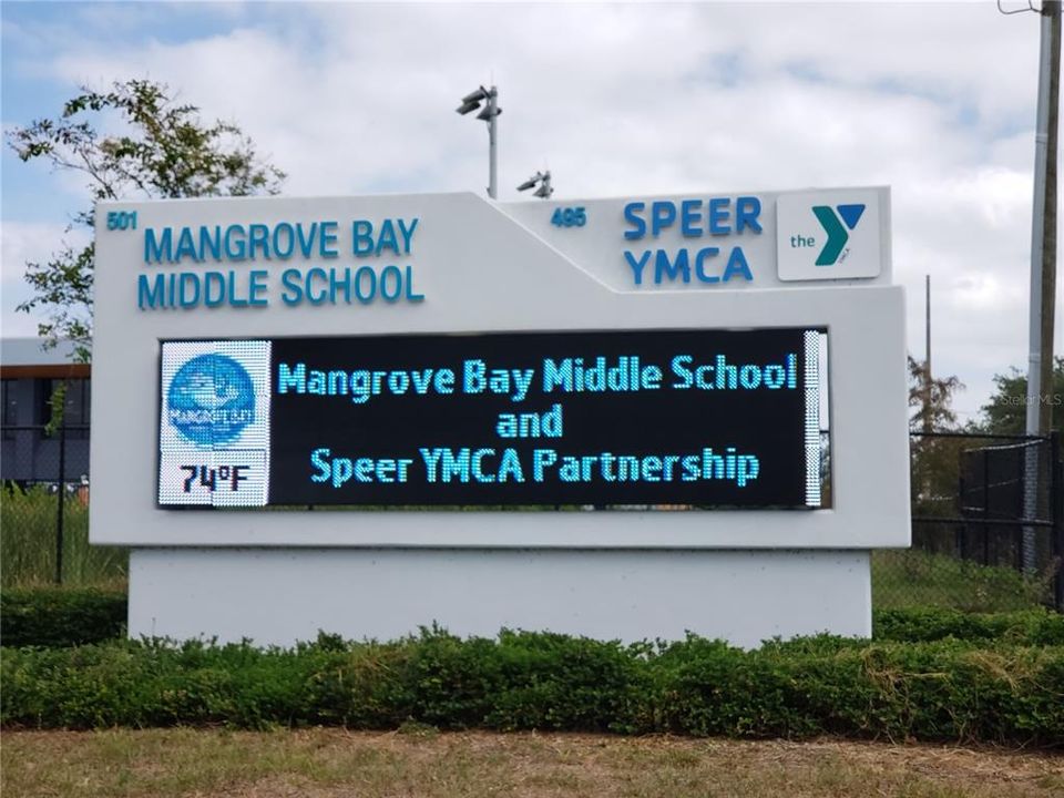 For Sale: $369,000 (3 beds, 2 baths, 1188 Square Feet)