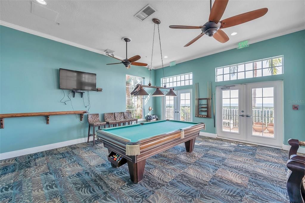 For Sale: $314,999 (1 beds, 1 baths, 823 Square Feet)