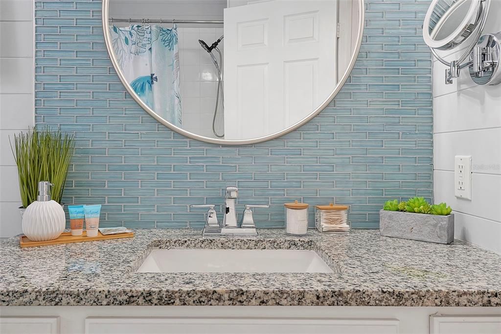 合同活跃: $725,000 (6 贝兹, 4 浴室, 2812 平方英尺)