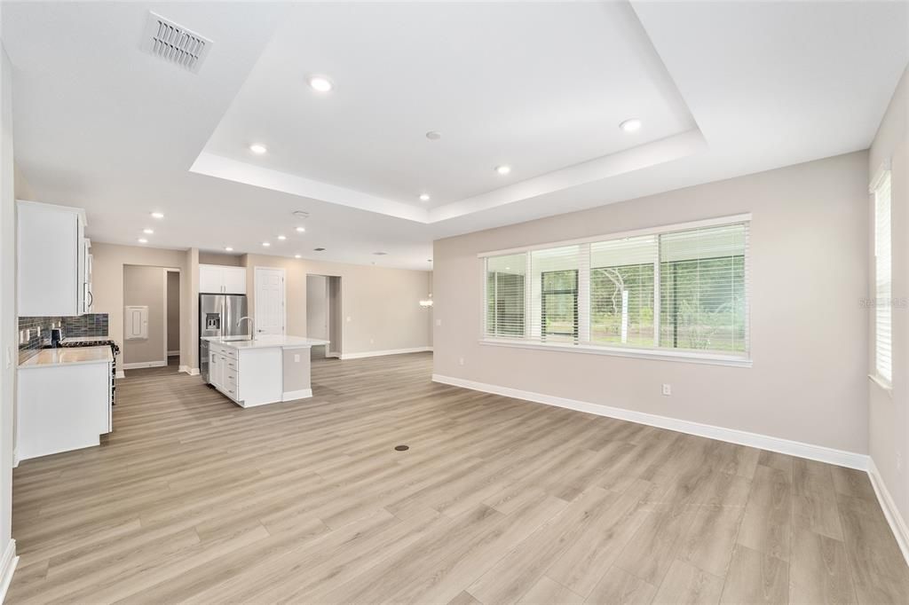 Active With Contract: $386,000 (2 beds, 2 baths, 2142 Square Feet)