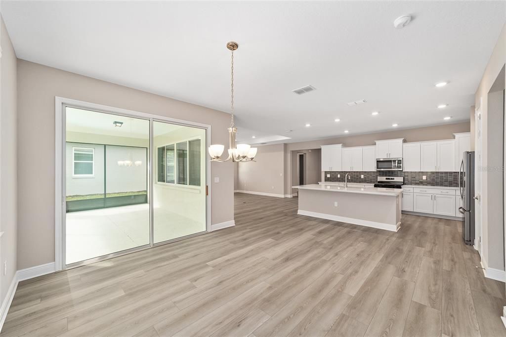 Active With Contract: $386,000 (2 beds, 2 baths, 2142 Square Feet)