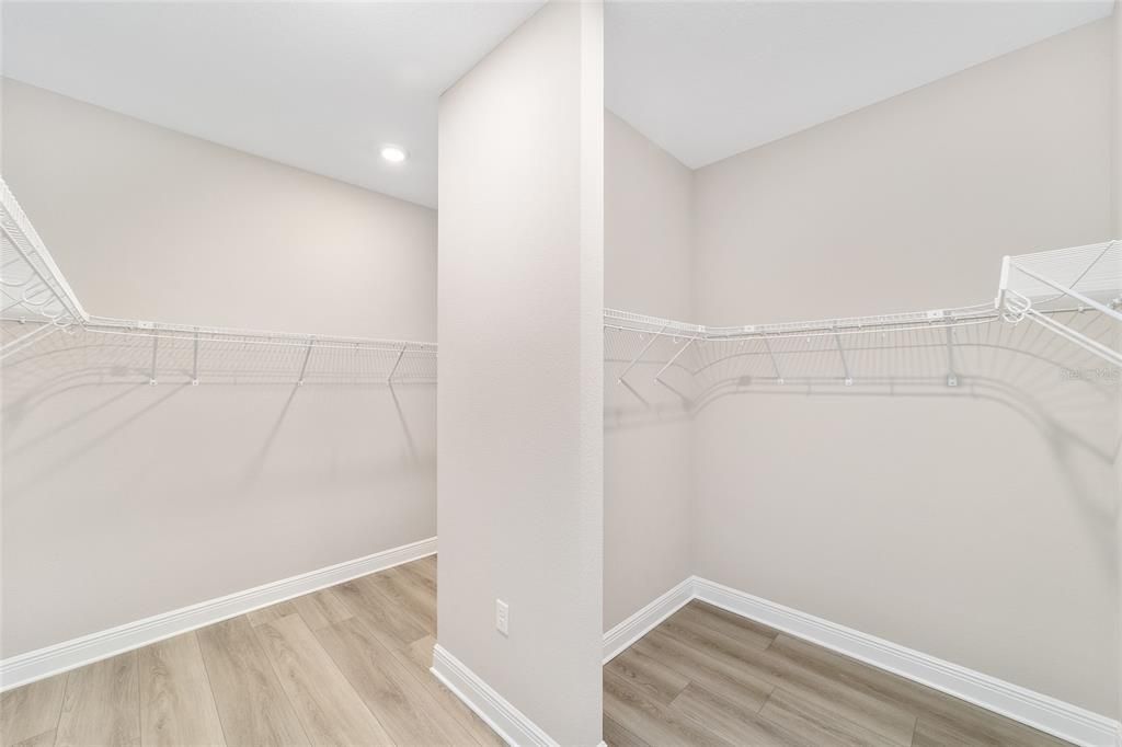 Active With Contract: $386,000 (2 beds, 2 baths, 2142 Square Feet)