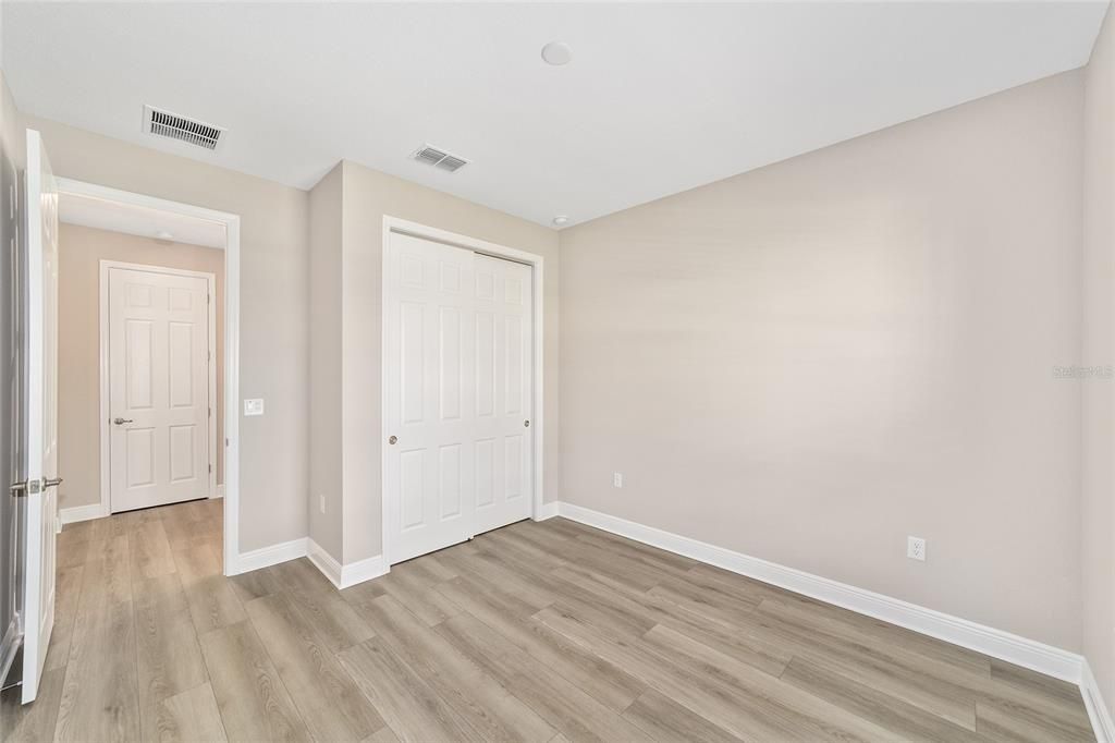 Active With Contract: $386,000 (2 beds, 2 baths, 2142 Square Feet)