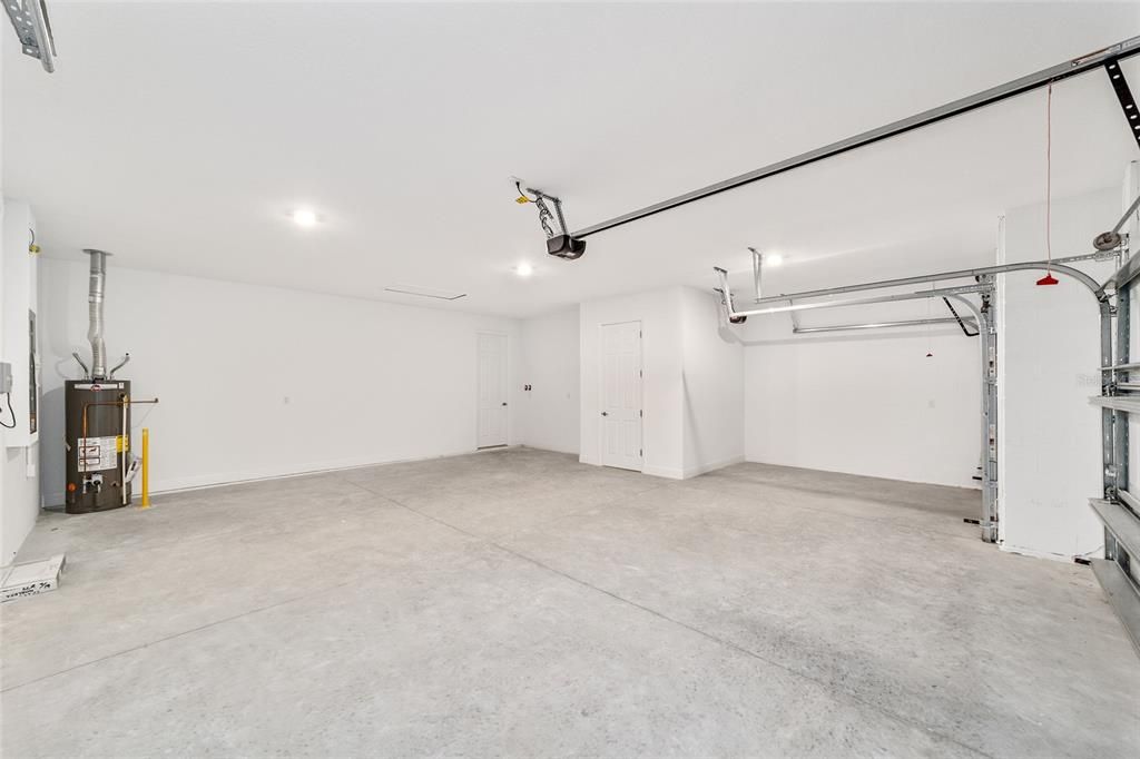 Active With Contract: $386,000 (2 beds, 2 baths, 2142 Square Feet)