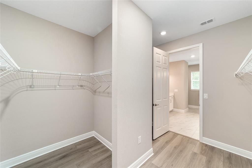 Active With Contract: $386,000 (2 beds, 2 baths, 2142 Square Feet)