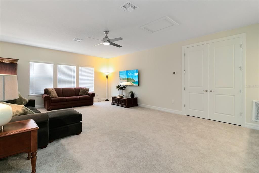 For Rent: $4,040 (4 beds, 3 baths, 2814 Square Feet)