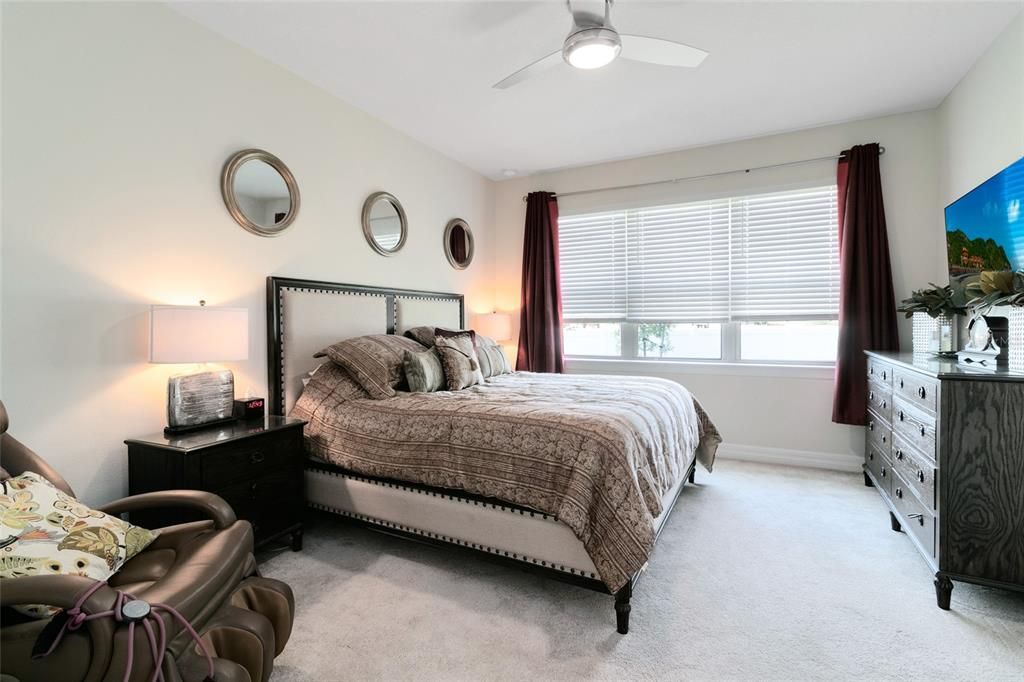 For Rent: $4,040 (4 beds, 3 baths, 2814 Square Feet)