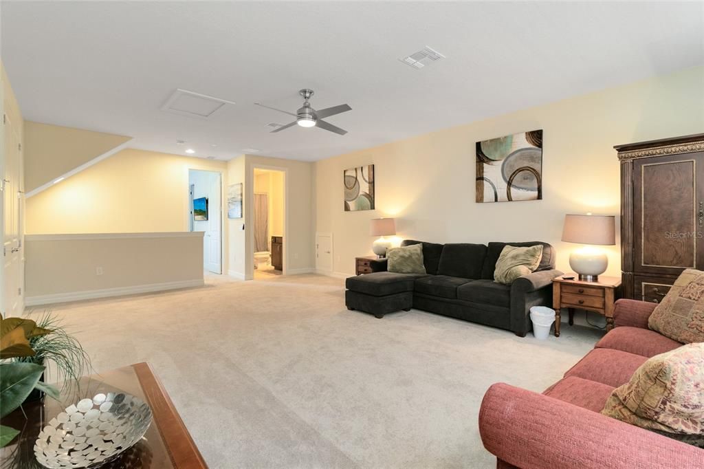 For Rent: $4,040 (4 beds, 3 baths, 2814 Square Feet)