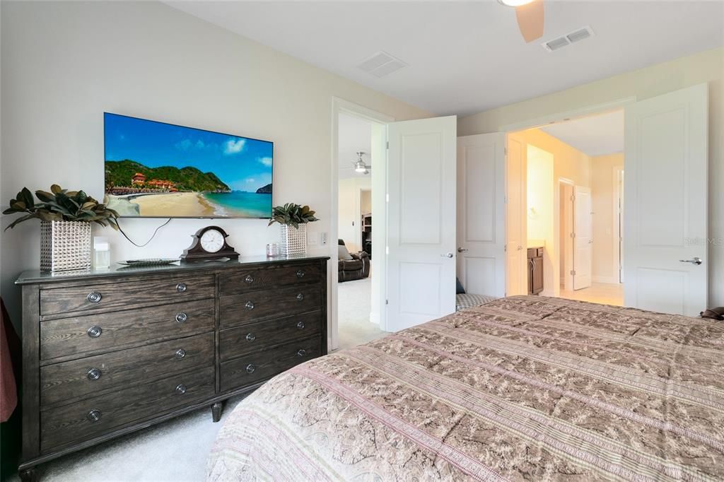 For Rent: $4,040 (4 beds, 3 baths, 2814 Square Feet)