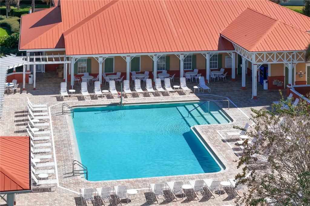 For Sale: $299,900 (2 beds, 2 baths, 1156 Square Feet)