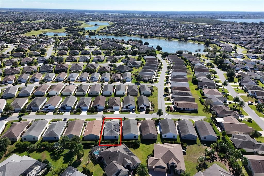 For Sale: $299,900 (2 beds, 2 baths, 1156 Square Feet)