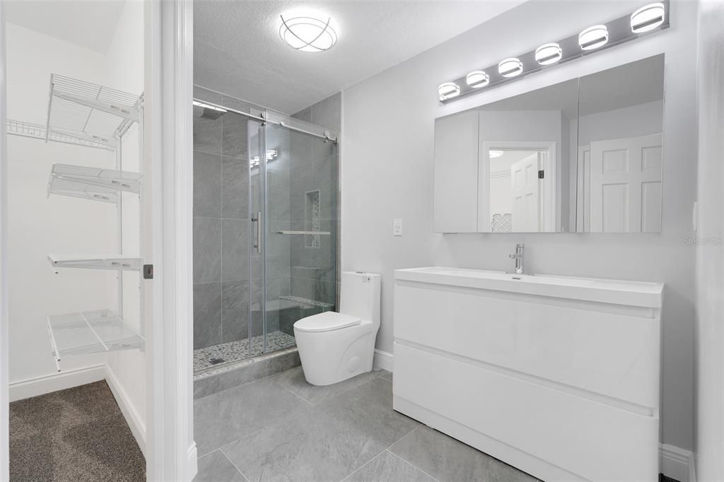 待售: $1,680,000 (4 贝兹, 4 浴室, 5169 平方英尺)