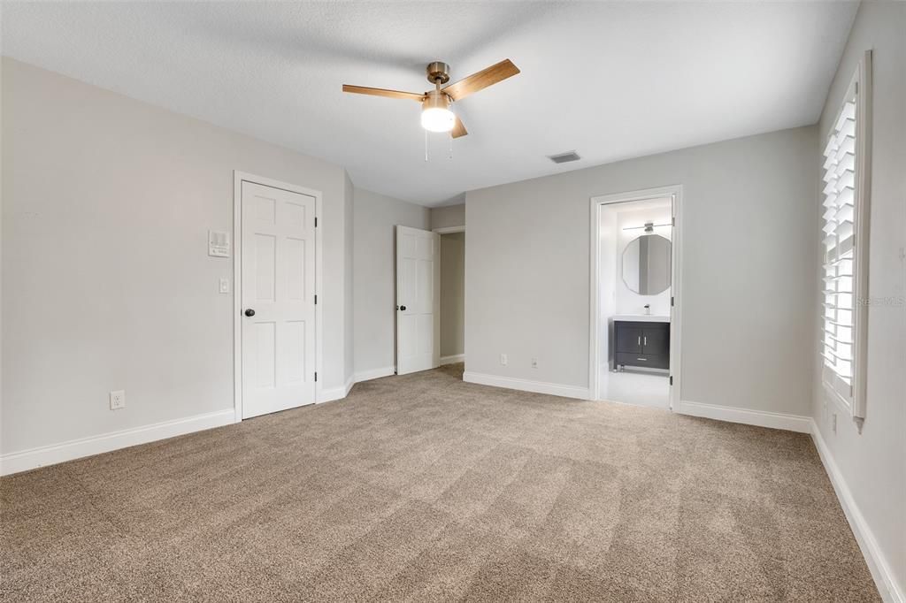 待售: $1,680,000 (4 贝兹, 4 浴室, 5169 平方英尺)