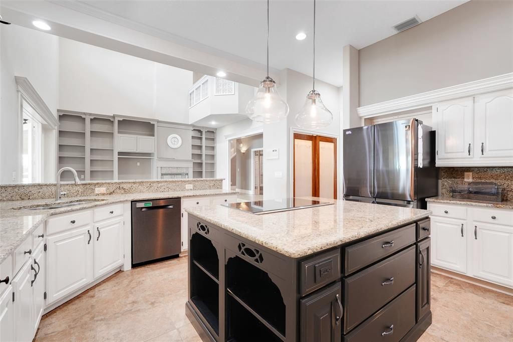 待售: $1,680,000 (4 贝兹, 4 浴室, 5169 平方英尺)