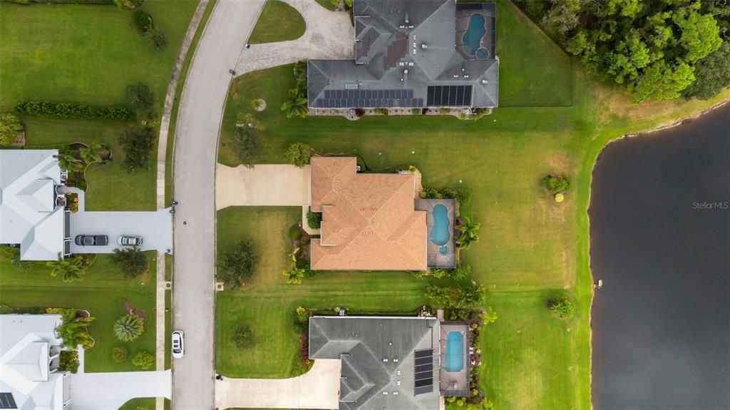 合同活跃: $749,900 (3 贝兹, 2 浴室, 2406 平方英尺)