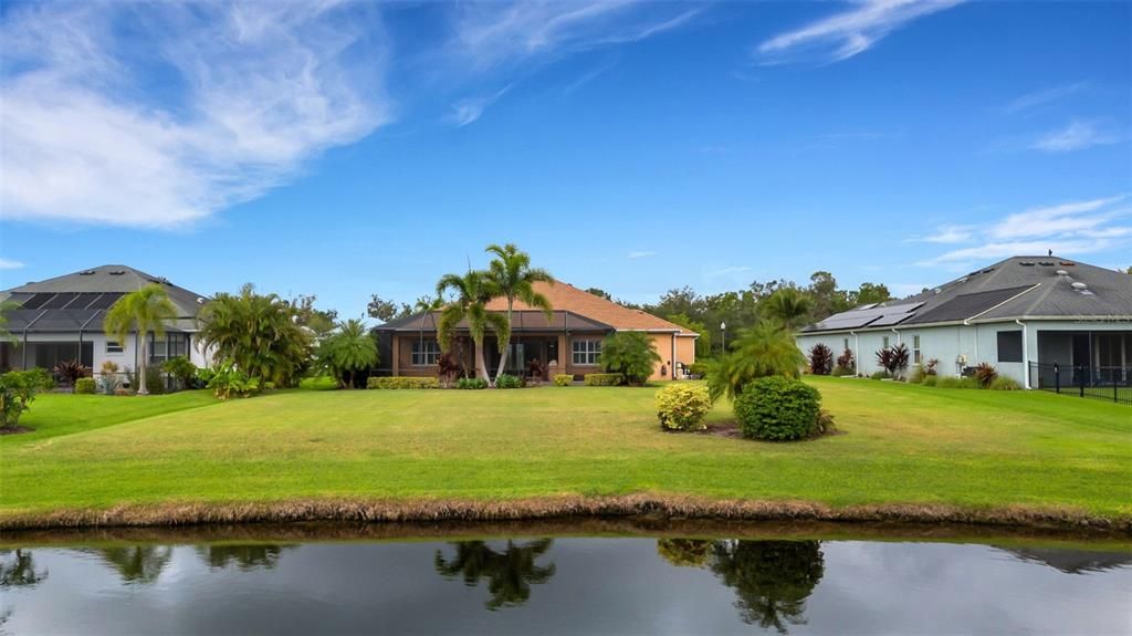 合同活跃: $749,900 (3 贝兹, 2 浴室, 2406 平方英尺)