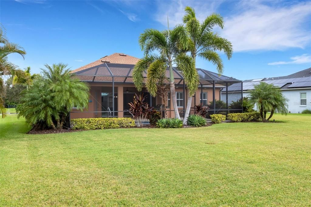 合同活跃: $749,900 (3 贝兹, 2 浴室, 2406 平方英尺)