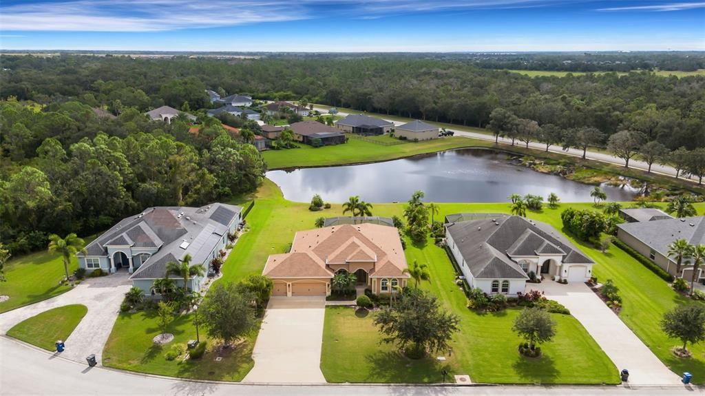 合同活跃: $749,900 (3 贝兹, 2 浴室, 2406 平方英尺)