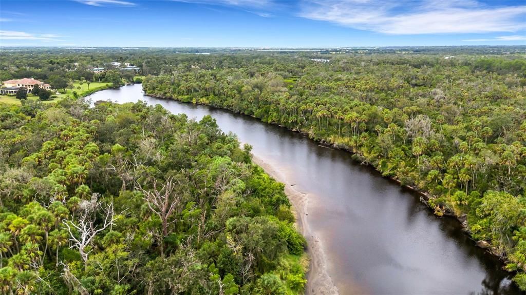 合同活跃: $749,900 (3 贝兹, 2 浴室, 2406 平方英尺)