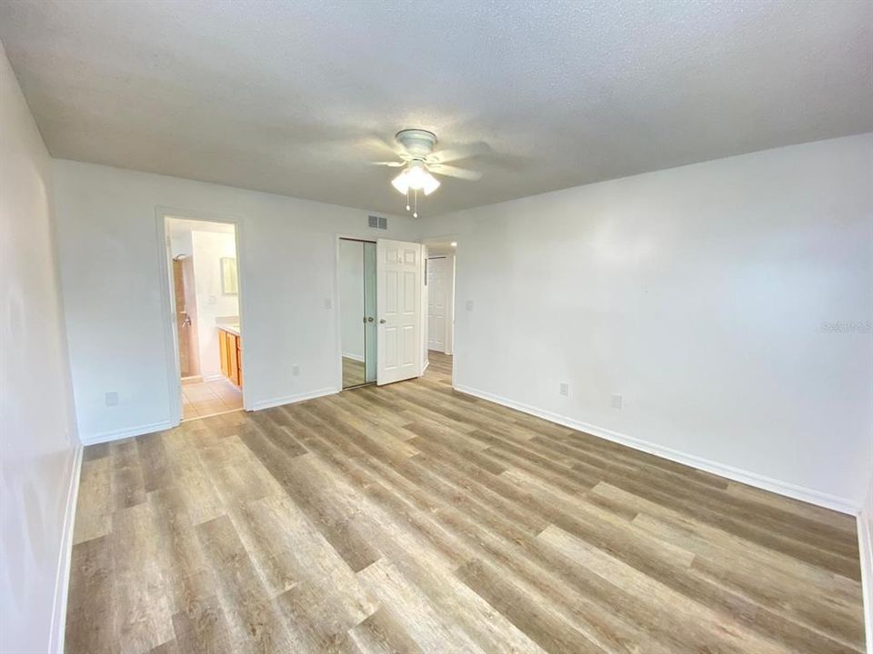 В аренду: $1,650 (3 спален, 2 ванн, 1287 Квадратных фут)