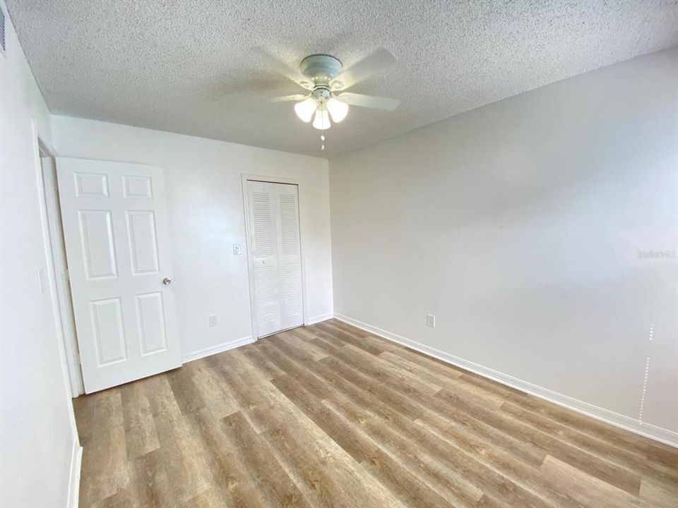 В аренду: $1,650 (3 спален, 2 ванн, 1287 Квадратных фут)