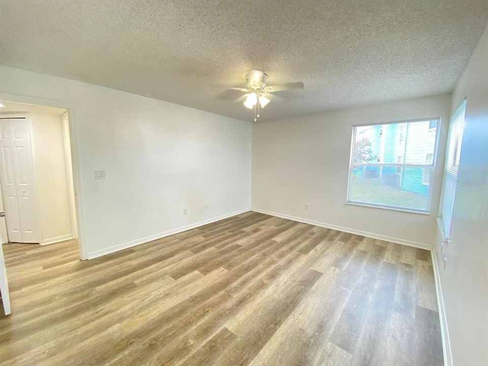 В аренду: $1,650 (3 спален, 2 ванн, 1287 Квадратных фут)