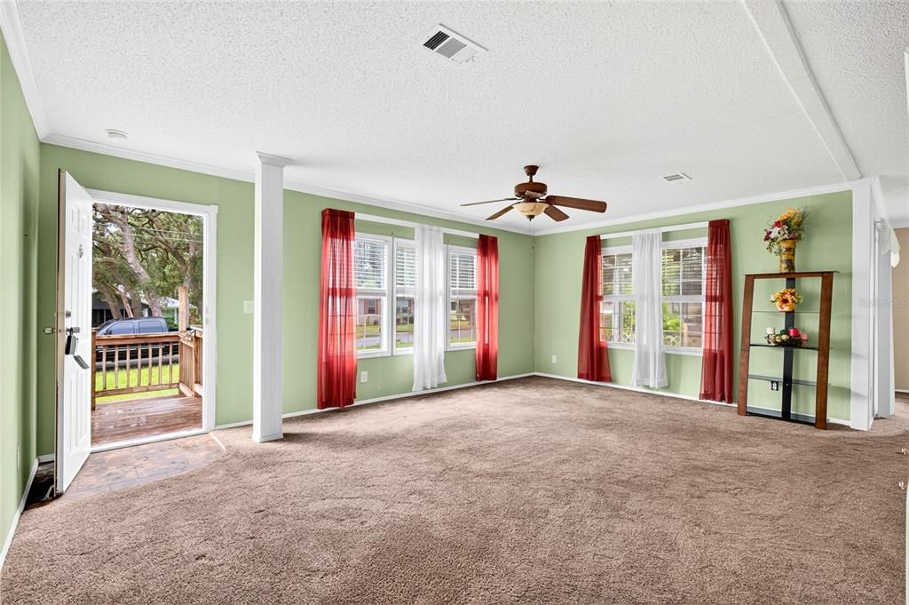 На продажу: $200,000 (3 спален, 2 ванн, 1540 Квадратных фут)