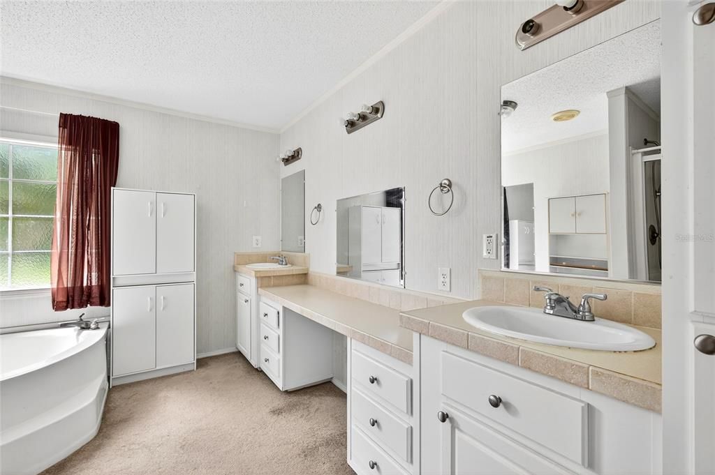 На продажу: $200,000 (3 спален, 2 ванн, 1540 Квадратных фут)