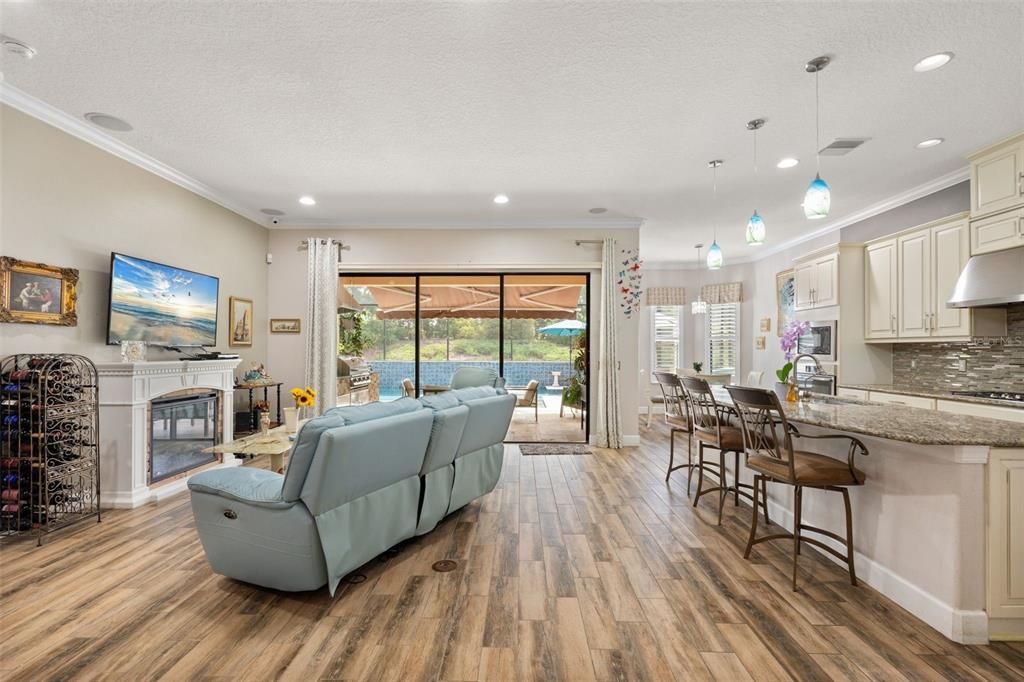 For Sale: $1,200,000 (3 beds, 3 baths, 2738 Square Feet)