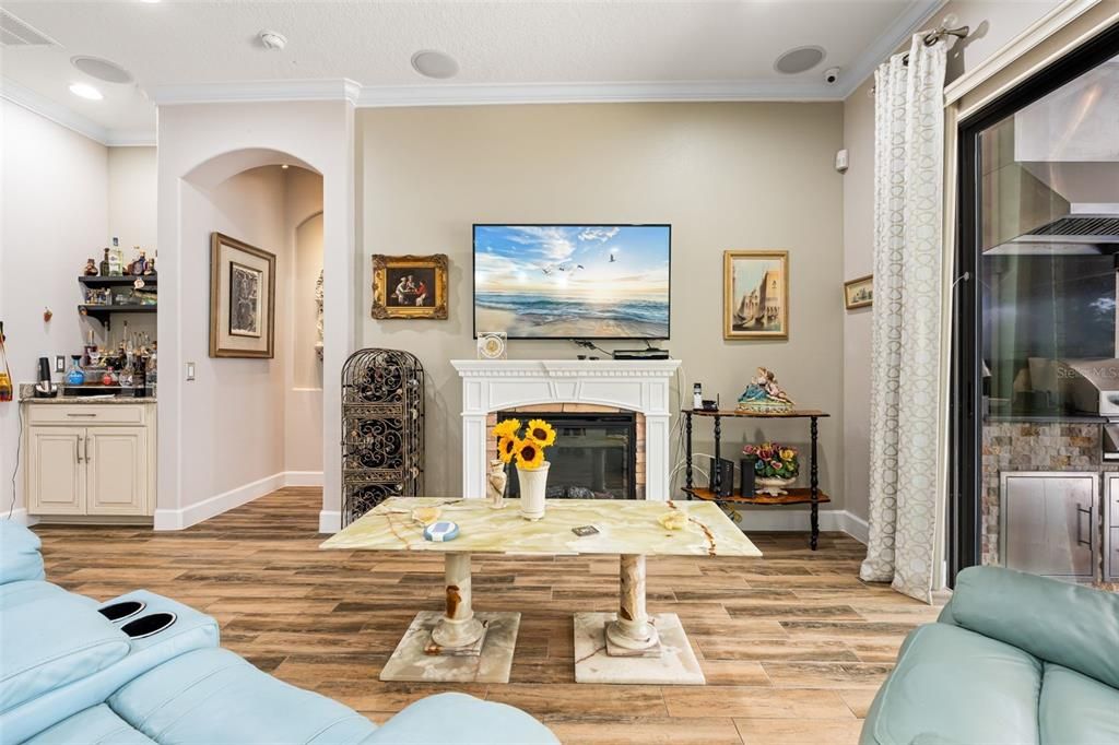 For Sale: $1,200,000 (3 beds, 3 baths, 2738 Square Feet)