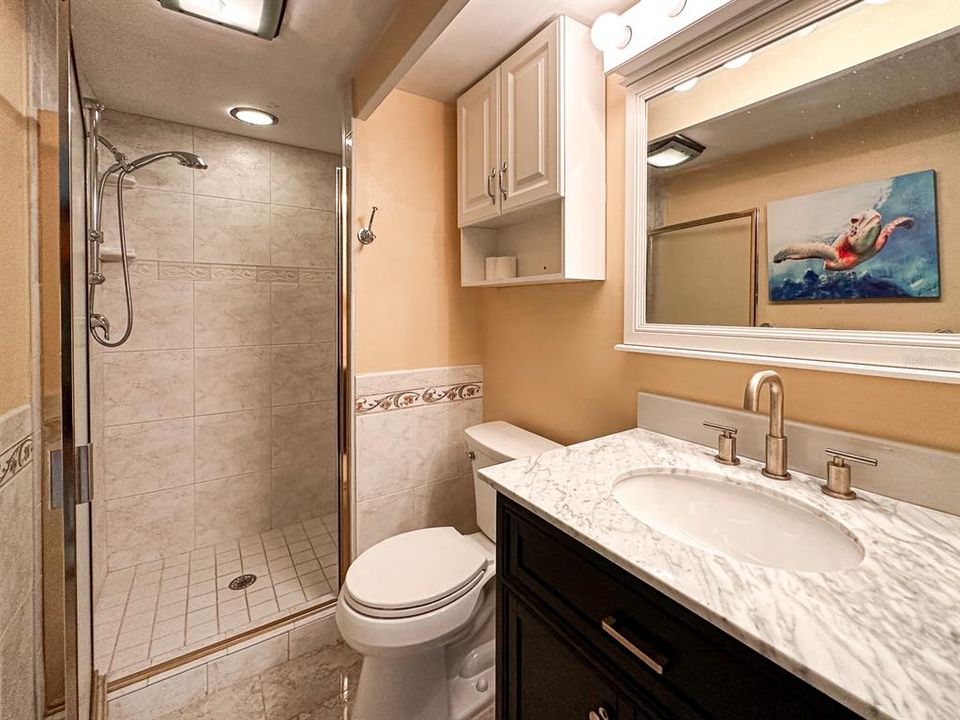 For Sale: $400,000 (2 beds, 2 baths, 1160 Square Feet)