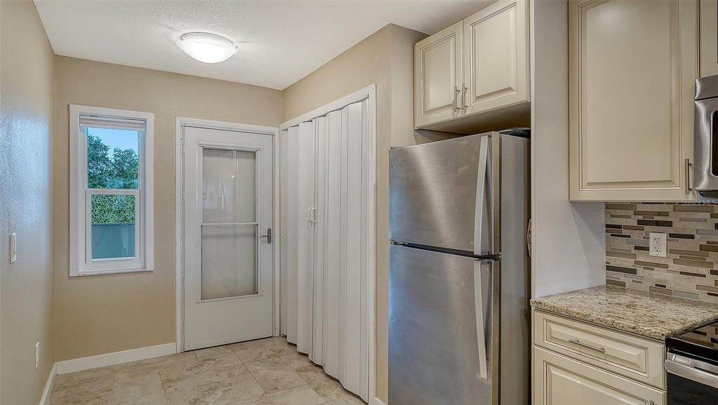 For Sale: $266,000 (3 beds, 2 baths, 1444 Square Feet)