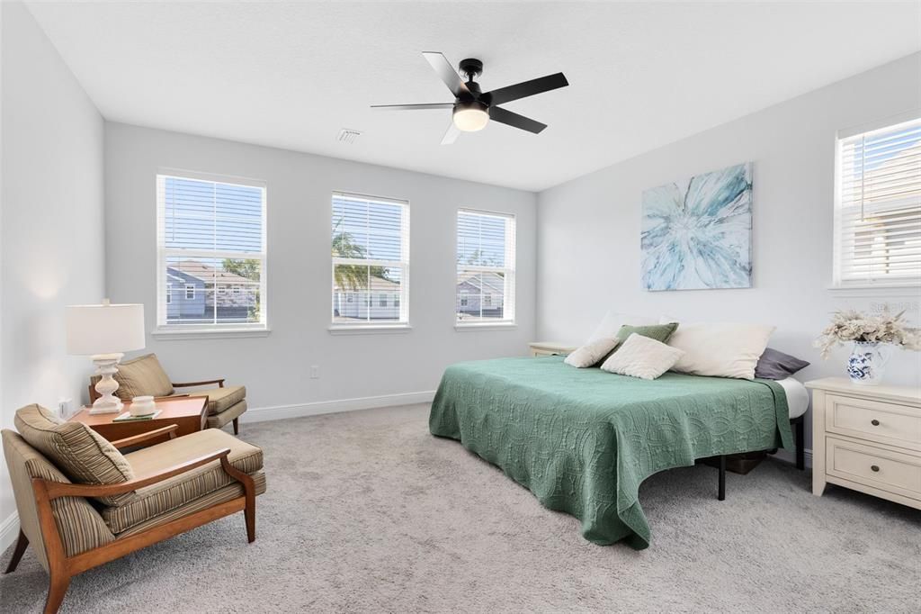 合同活跃: $505,000 (4 贝兹, 3 浴室, 2654 平方英尺)