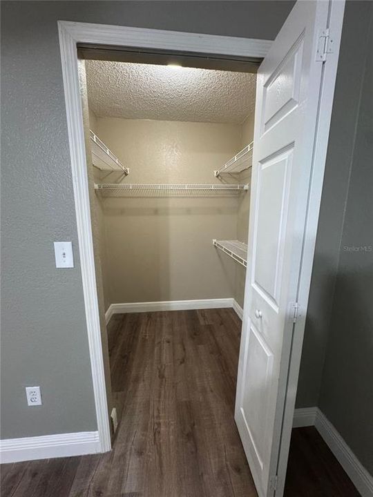 For Rent: $1,450 (1 beds, 1 baths, 535 Square Feet)