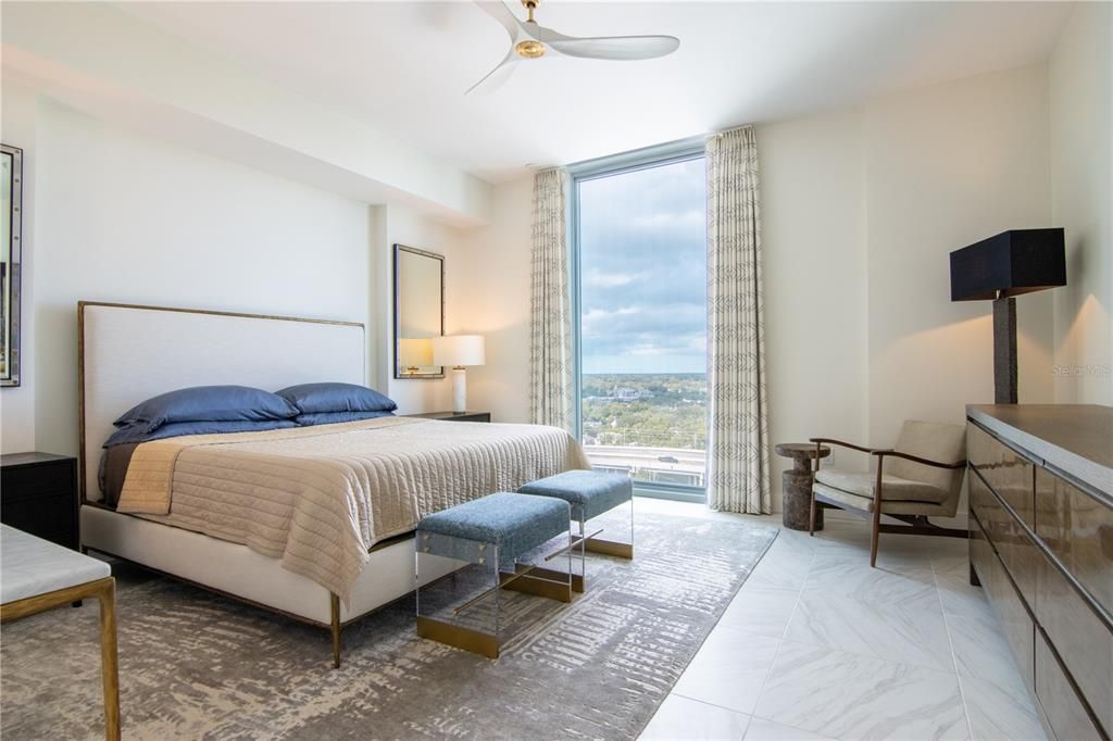 Activo con contrato: $1,564,000 (2 camas, 2 baños, 2052 Pies cuadrados)