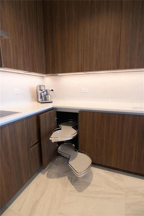 Activo con contrato: $1,564,000 (2 camas, 2 baños, 2052 Pies cuadrados)