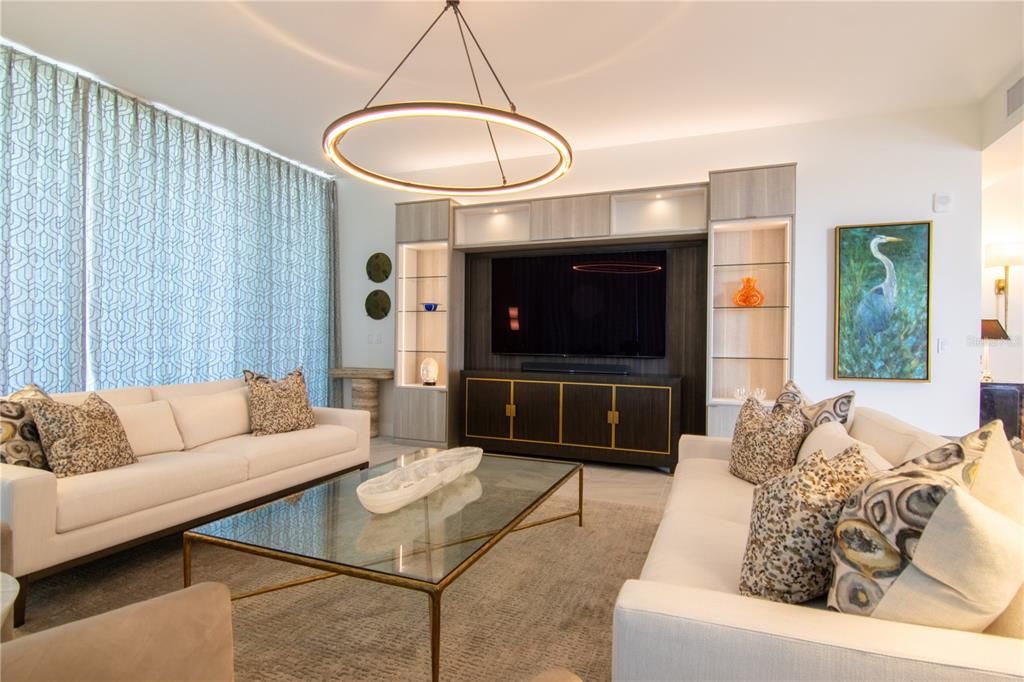 Activo con contrato: $1,564,000 (2 camas, 2 baños, 2052 Pies cuadrados)